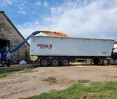 Grain thrower with an innovative large hopper PZM-120B2 Grain thrower with innovative design hopper PZM-120B2, photo